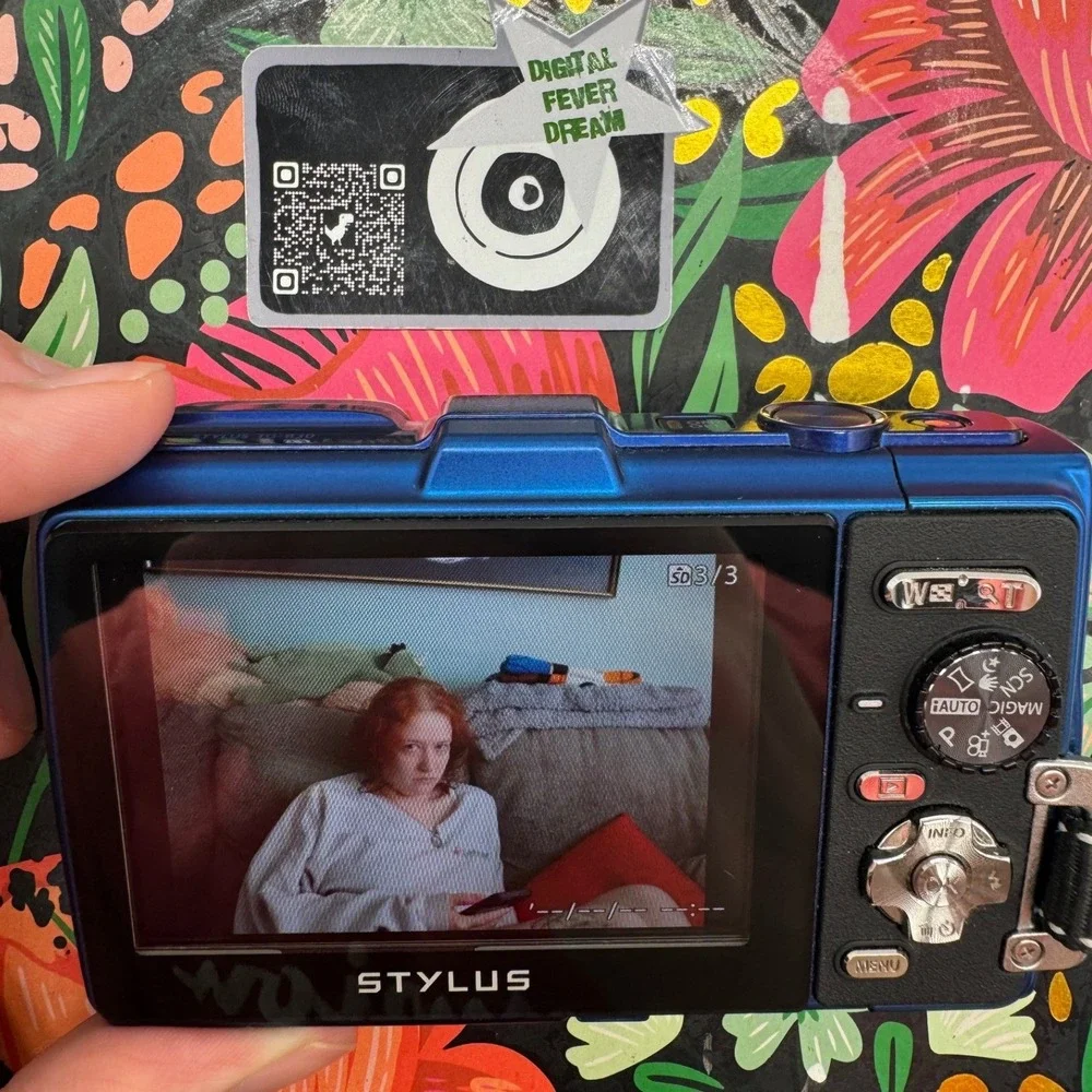 Olympus Tough TG-830 iHS Blue Digital Camera Bundle Waterproof Shockproof 16MP